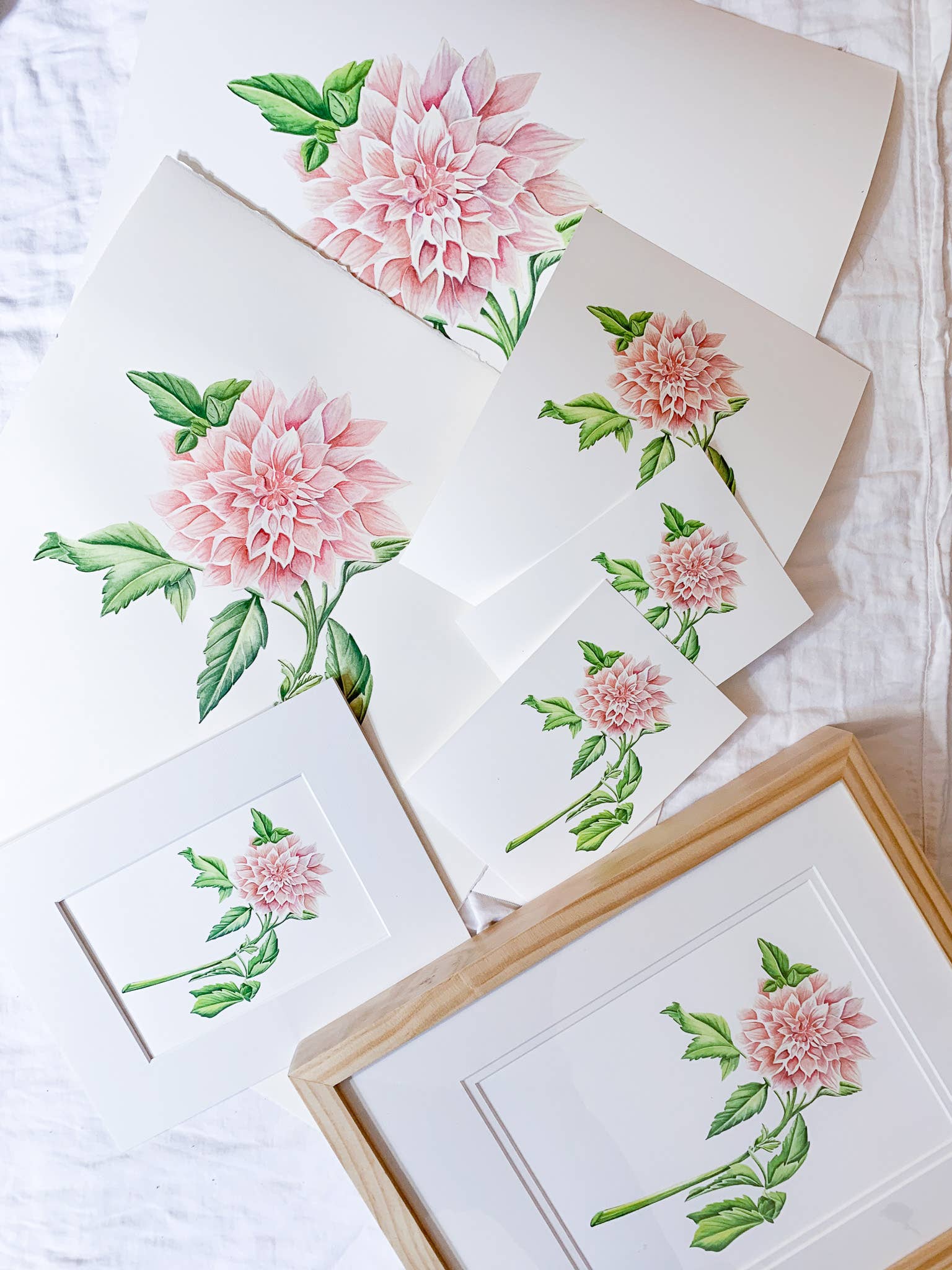 Cara's Garden – wholesale Konsttryck – Cafe au lait i trädgården1