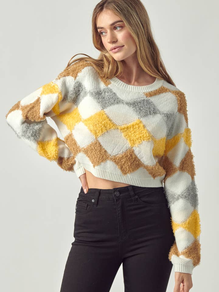 Petal Dew – wholesale Knitted jumper – Women′s – FUZY SWEATER DIAMOND PETTERNED - P000938