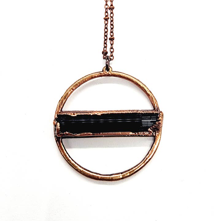 MergingMetals – wholesale Hänge-/berlockhalsband – Svart turmalin halo halsband//Elektroformade smycken