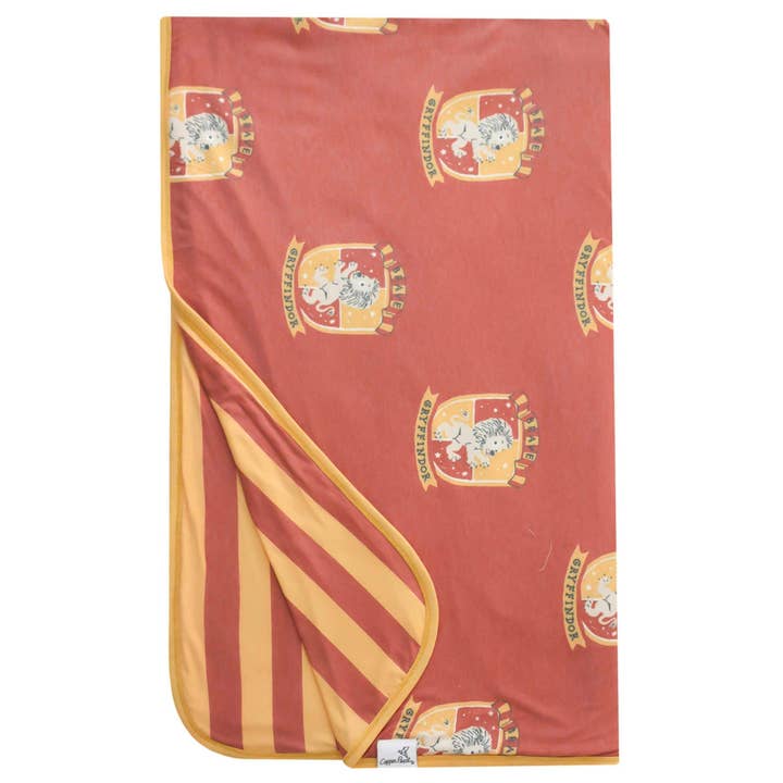 Three-Layer Jumbo Quilt - Gryffindor for wholesale by Copper Pearl