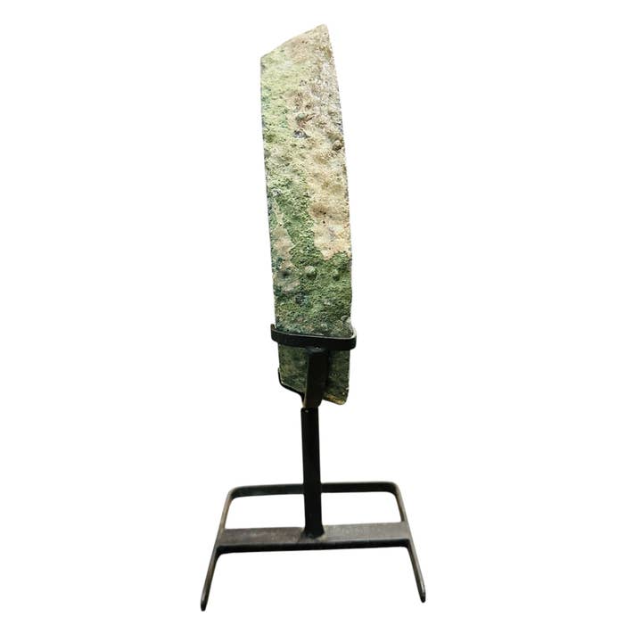 Rock Paradise - Wholesale Spiritual Stone/Crystal - Amethyst Crystal Portal on Stand3