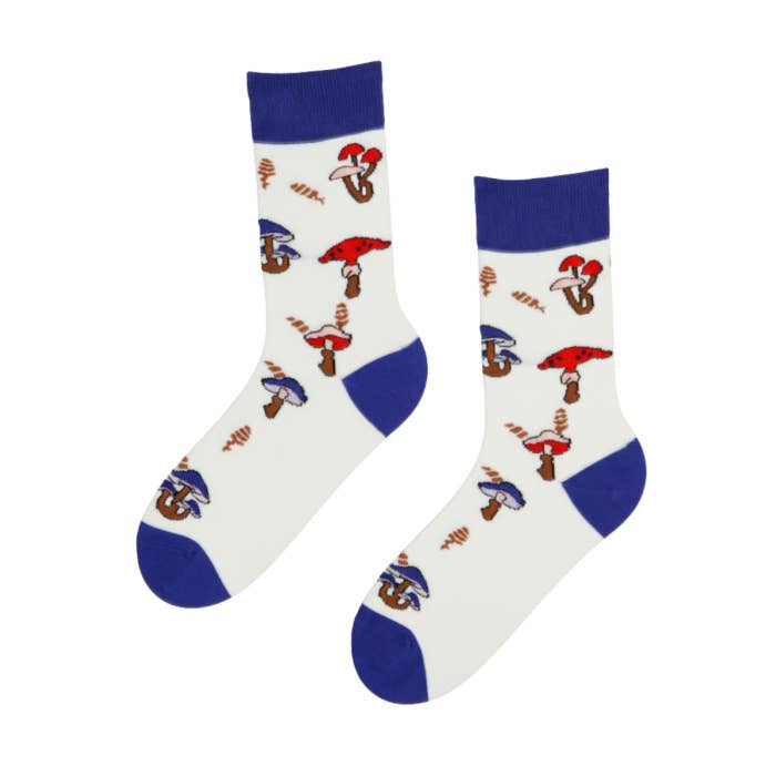 MUSHROOM white cotton socks for wholesale on Faire1