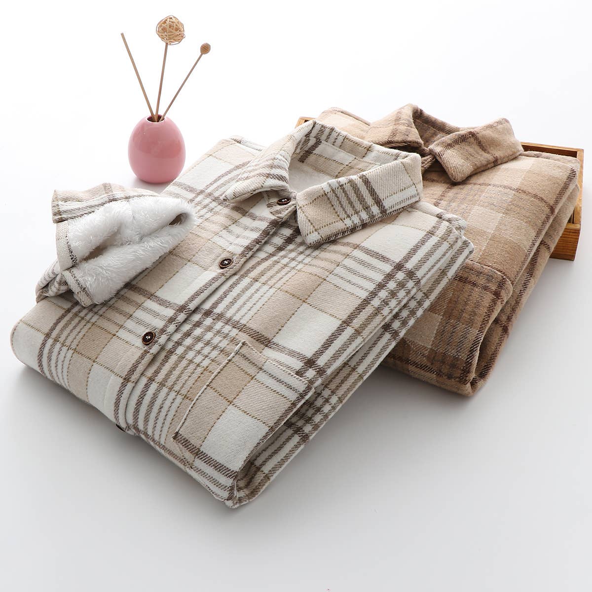 Rosa Clothing - Wholesale Shirt Jacket/Shacket - Women's - Plaid warm fleece lined button shirt jacket Shacket28