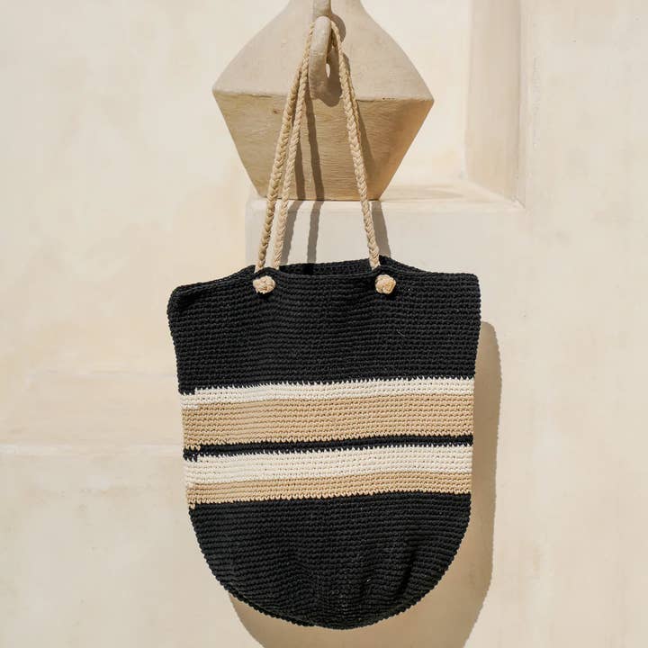 Borsa a spalla all'uncinetto Palma per la vendita all'ingrosso da parte di Voyage the Label