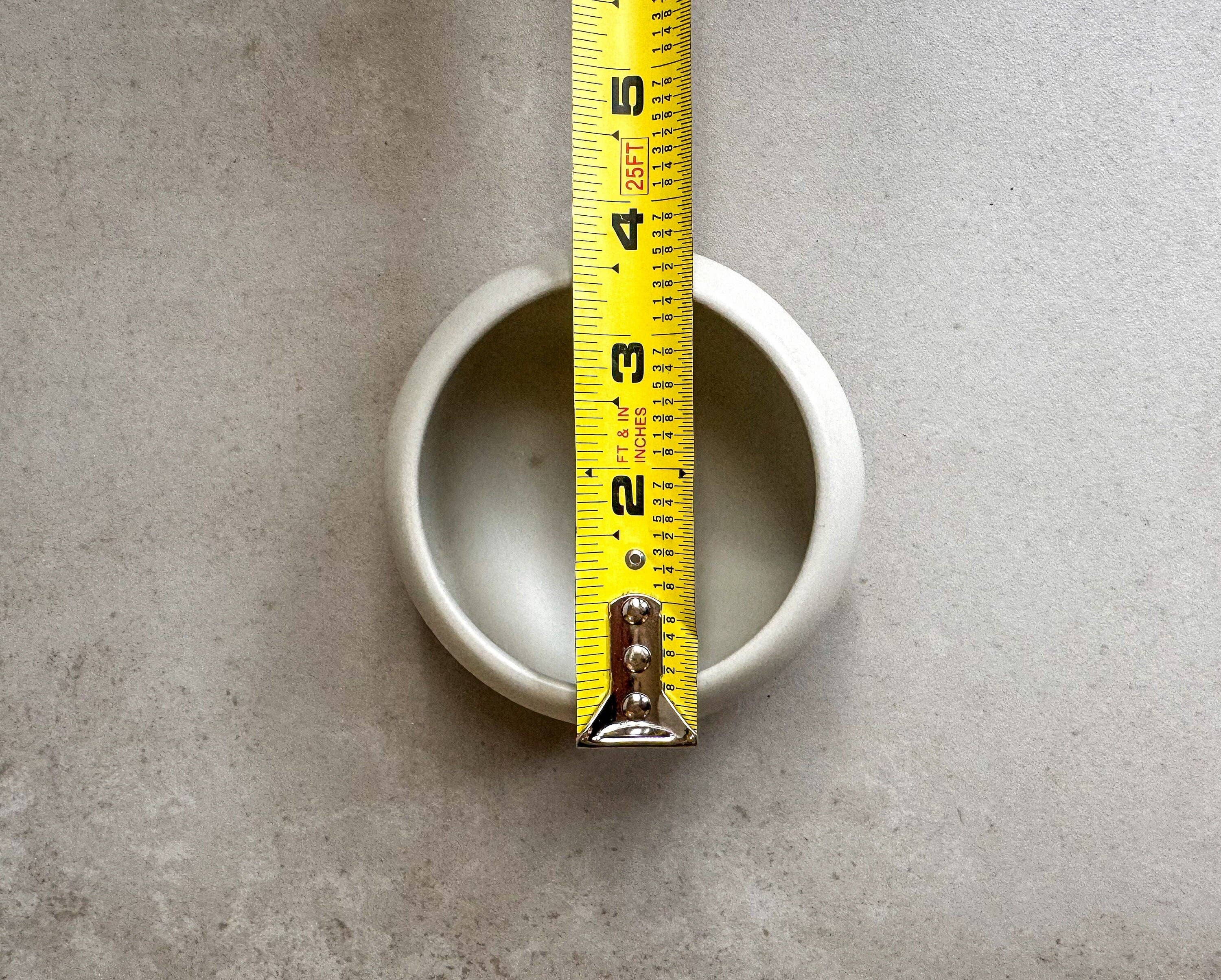 Minimal Loot Design - Wholesale Sieradenschaaltje - Kleine betonnen schaal, minimalistische decoratieve schaal als ringhouder en bewaarbordje2