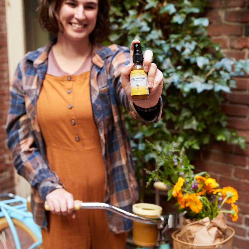 Mickelberry Gardens - Wholesale Throat Spray - Honey Propolis Throat Spray — fast acting immune support10