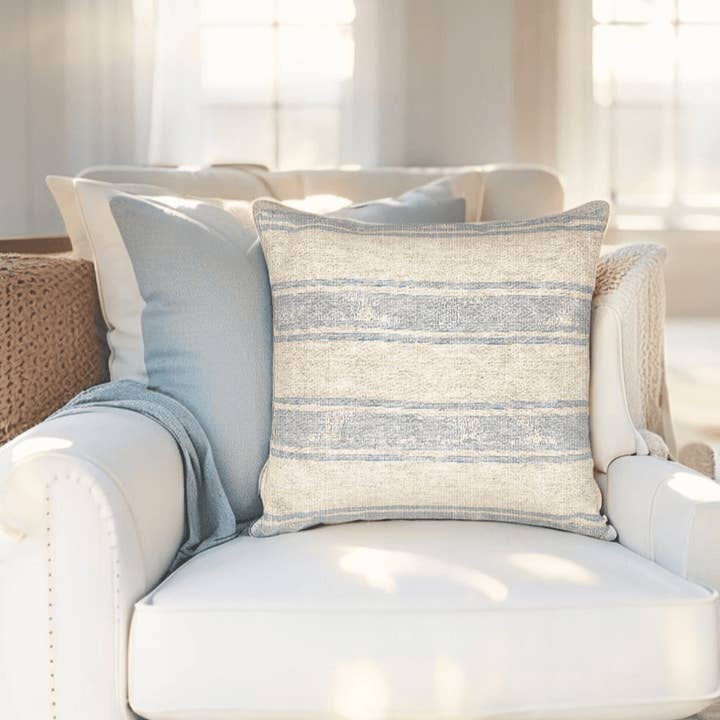 Cojín a Rayas Costero para venta al por mayor de Timeless Luxe Boutique