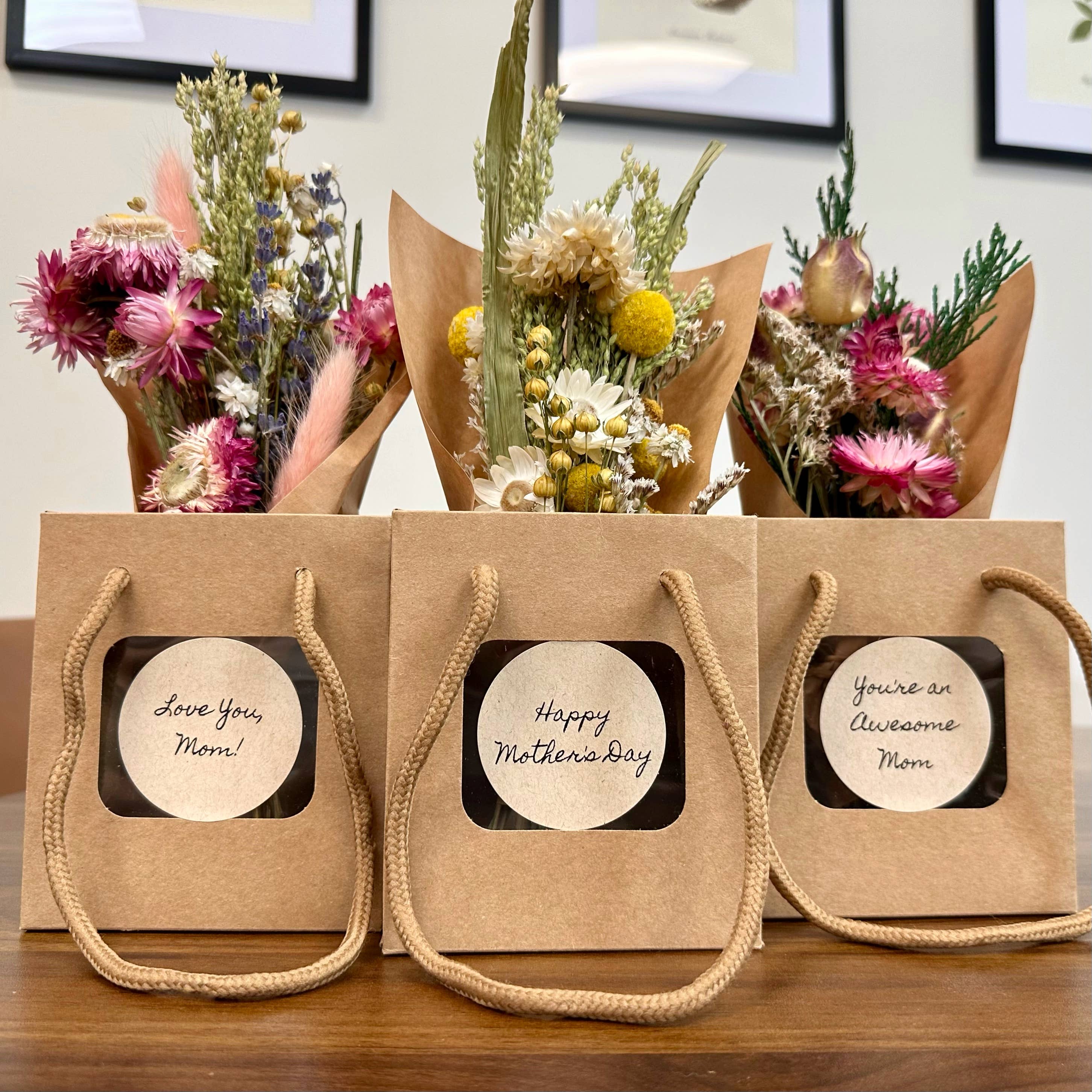 CA Studios - Wholesale Dried/Pressed Flowers - Mother's Day Mix Bouquet Bag Dried Floral Gift12