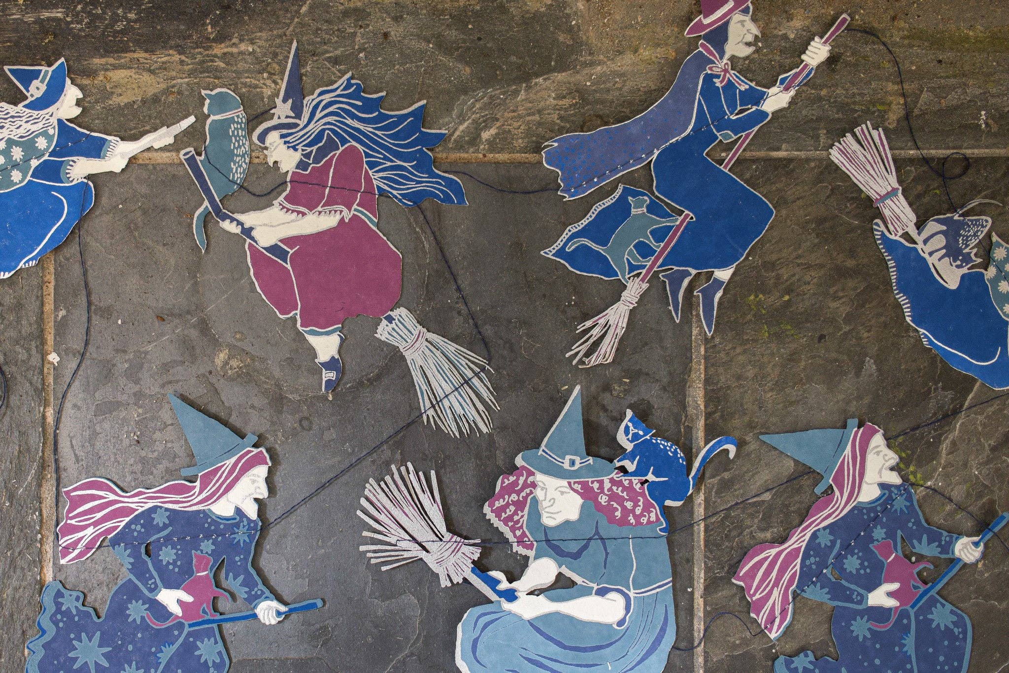 East End Press – wholesale Bunting/Krans – Wicked Witches sydd girlang14