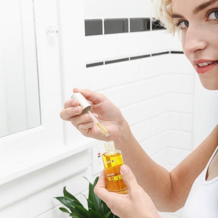 Goldfaden MD - Wholesale Facial Oil - Fleuressence3