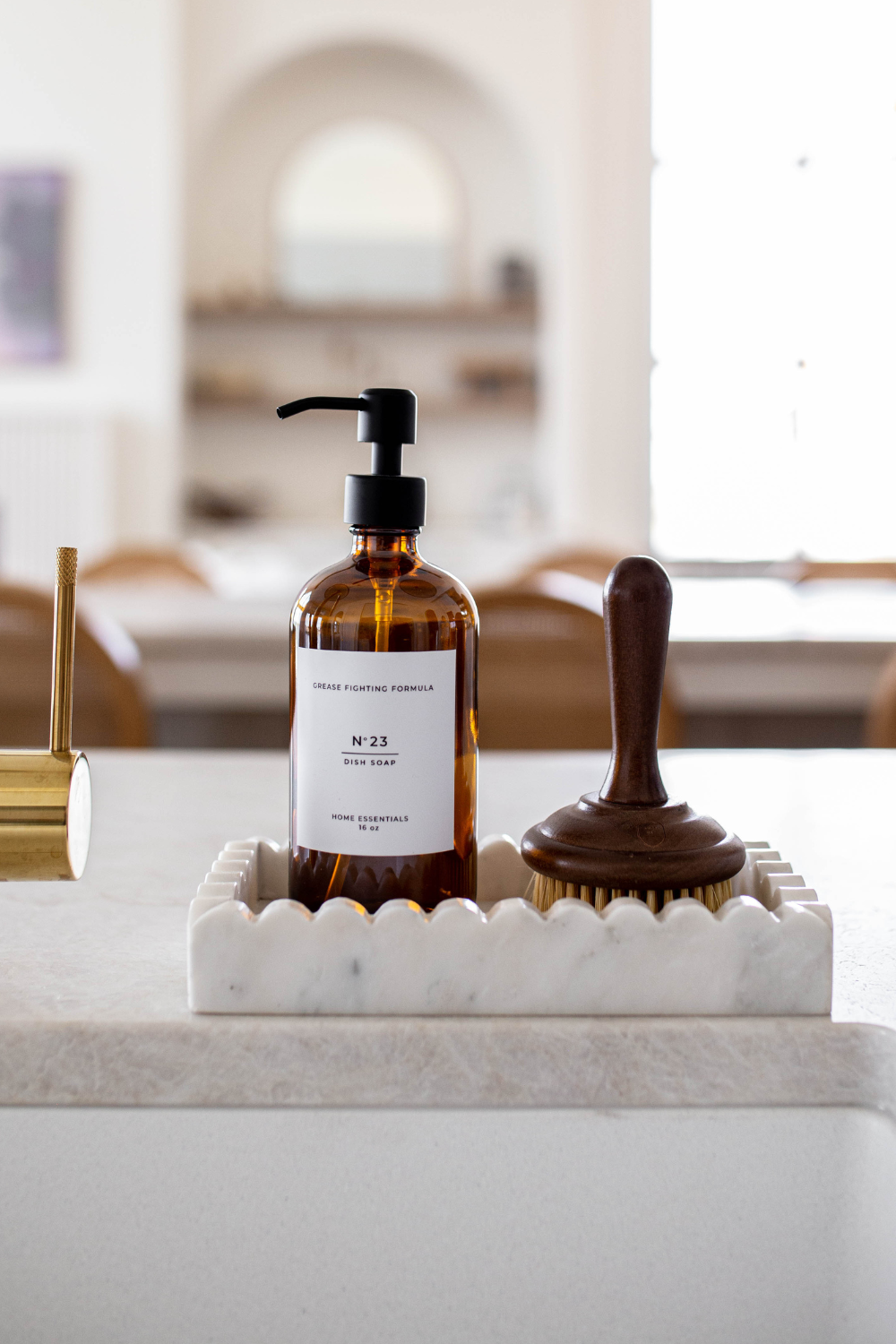 Luxe B Co - Wholesale Cleaning Brush - Dish Soap Scrub Brush  4