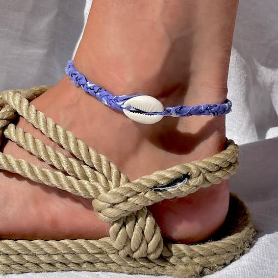 Soline Camart - Wholesale Woven/Braided Bracelet - Bandana ankle bracelet handmade with natural cauri3