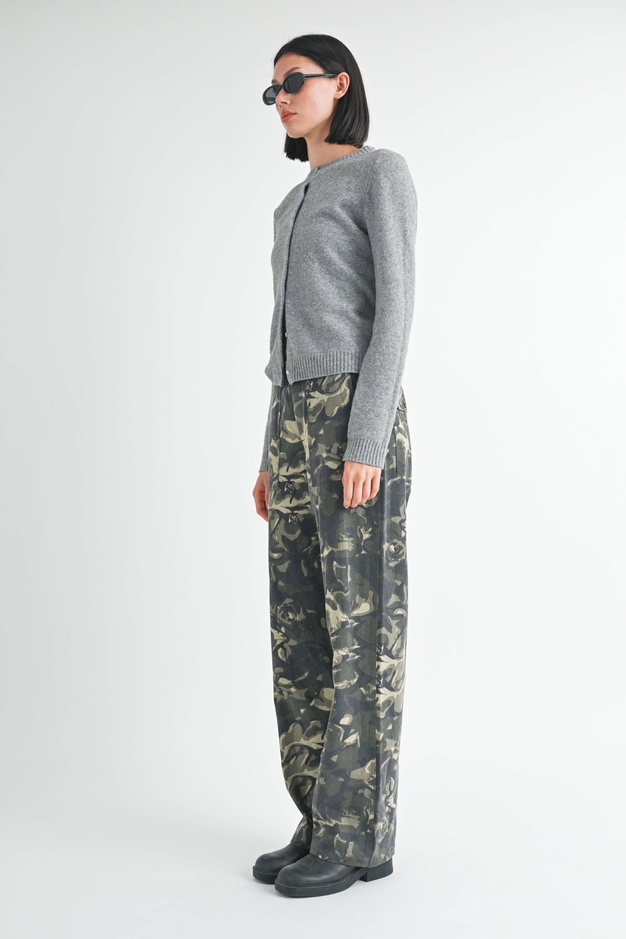 VINTAGE CAMO STRAIGHT LEG PANTS WITH POCKETS for wholesale on Faire5