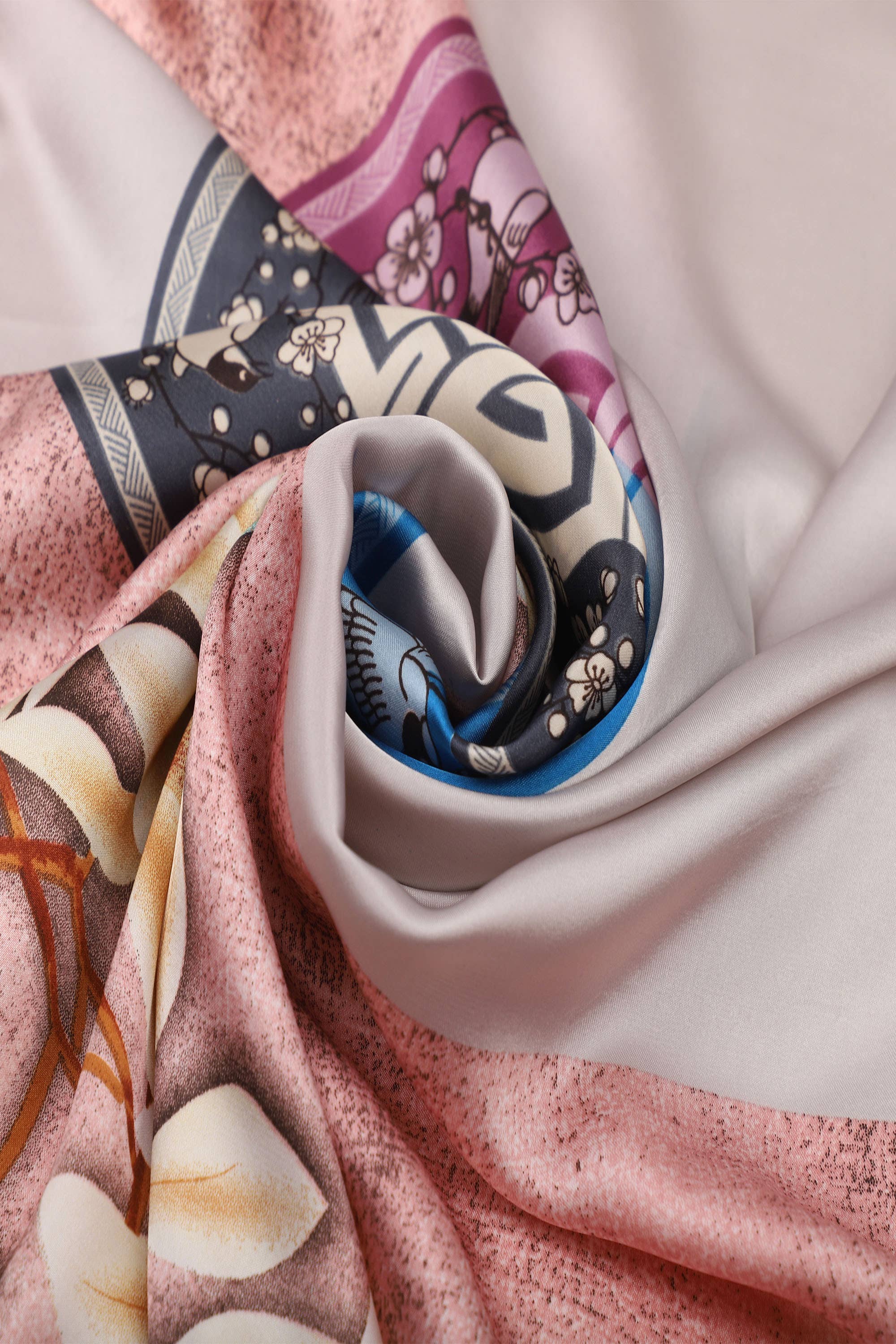 PHANIE MODE - Wholesale Scarf - Women's - Colorful printed scarf – Silk touch E-091813