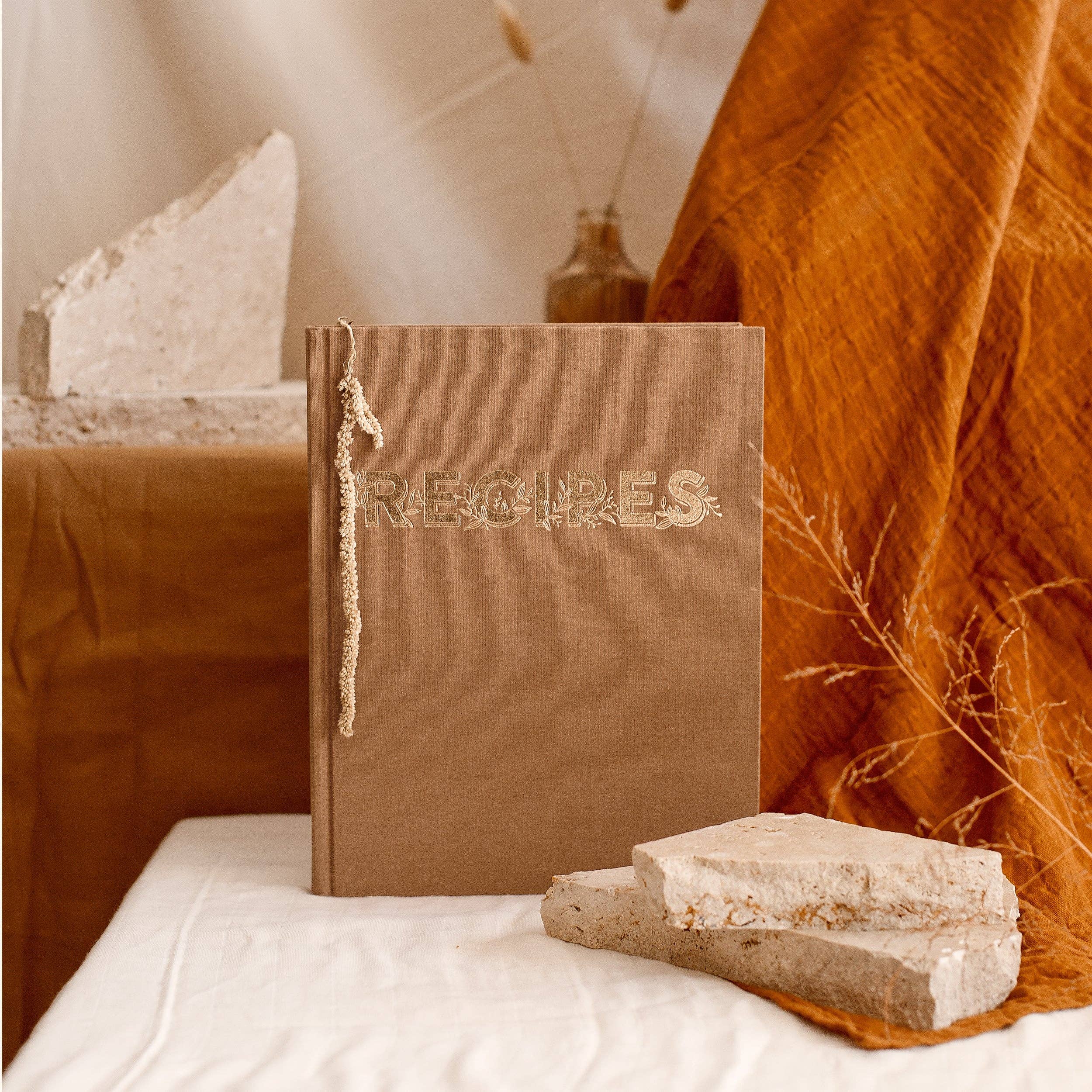 Fox & Fallow - Wholesale Cookbooks and food - Recipe Book Latte0