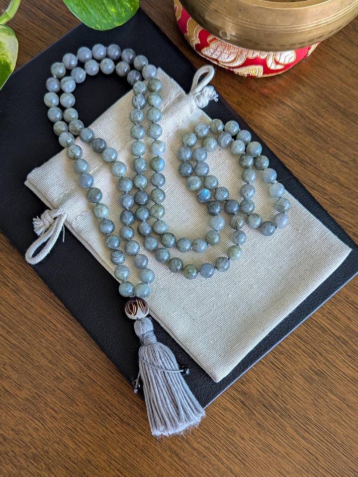Mala de 108 cuentas de labradorita: herramienta de meditación Japa anudada a mano para venta al por mayor de Samadhi Mala Beads