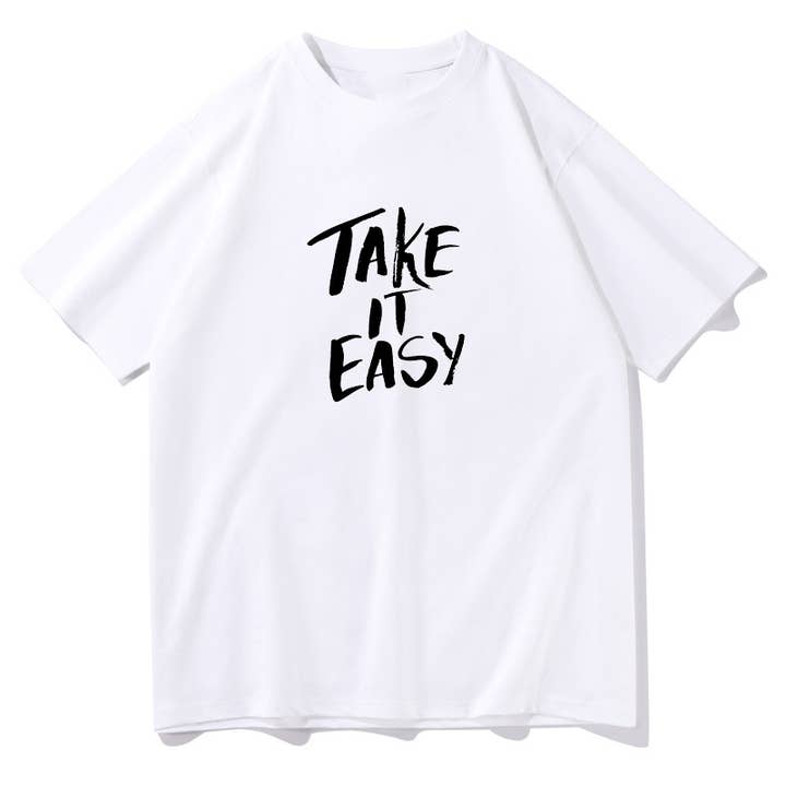 Take It Easy Letter Print Casual T-shirt med lös passform för män för wholesale av novaxau