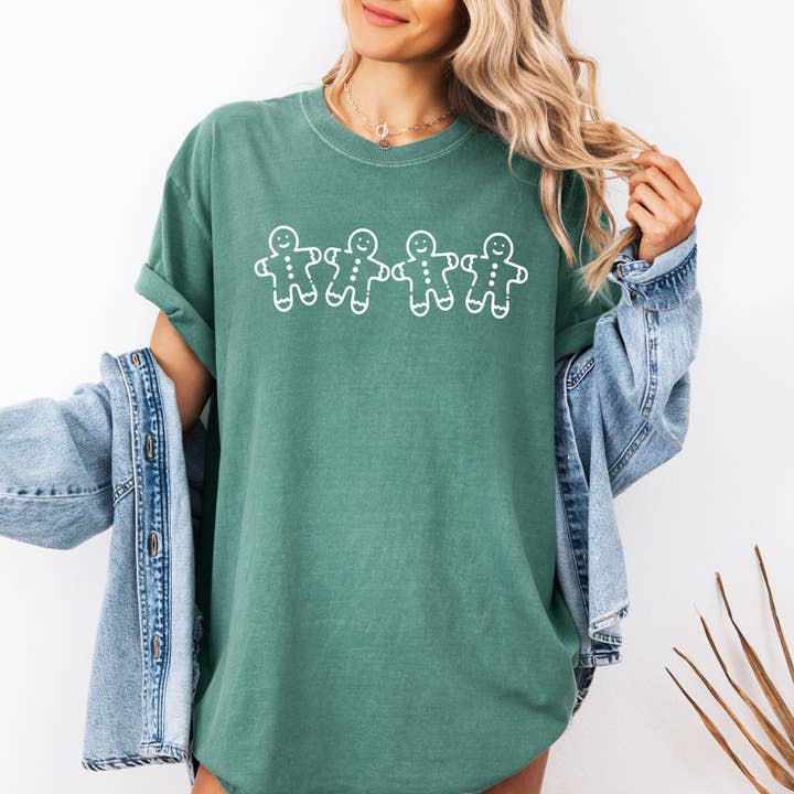 Refinery Number One LLC - Wholesale T-Shirt (Graphic) - Unisex - Gingerbread Men, Christmas, Traditional, Winter Santa Tshirt