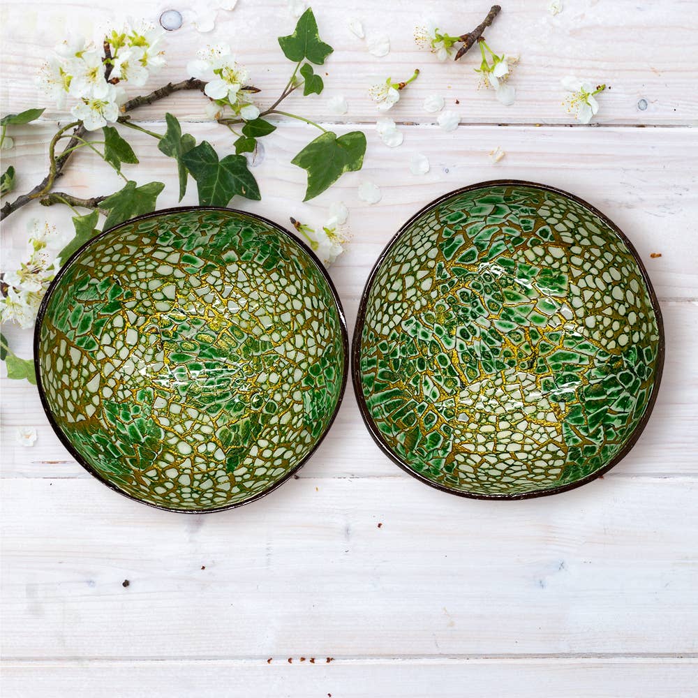 VIE - Wholesale Decorative Plate/Dish/Bowl - Hand-Painted Coconut Bowls, Lacquered, Set of 259