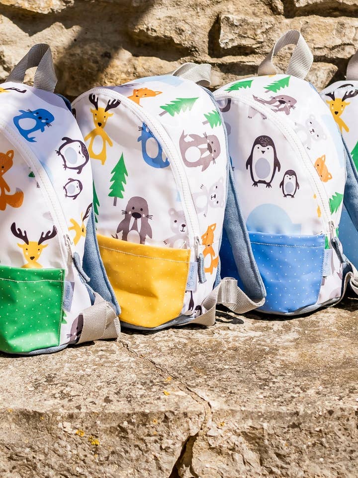 Arctic Animals Backpack for wholesale by Pêra Doce