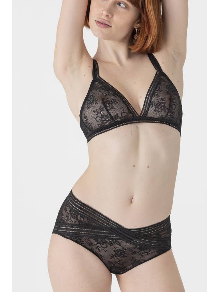 Maison Lejaby - Wholesale Beha - Dames - Flexibele Miss Lejaby kanten driehoekbeha zonder beugel5