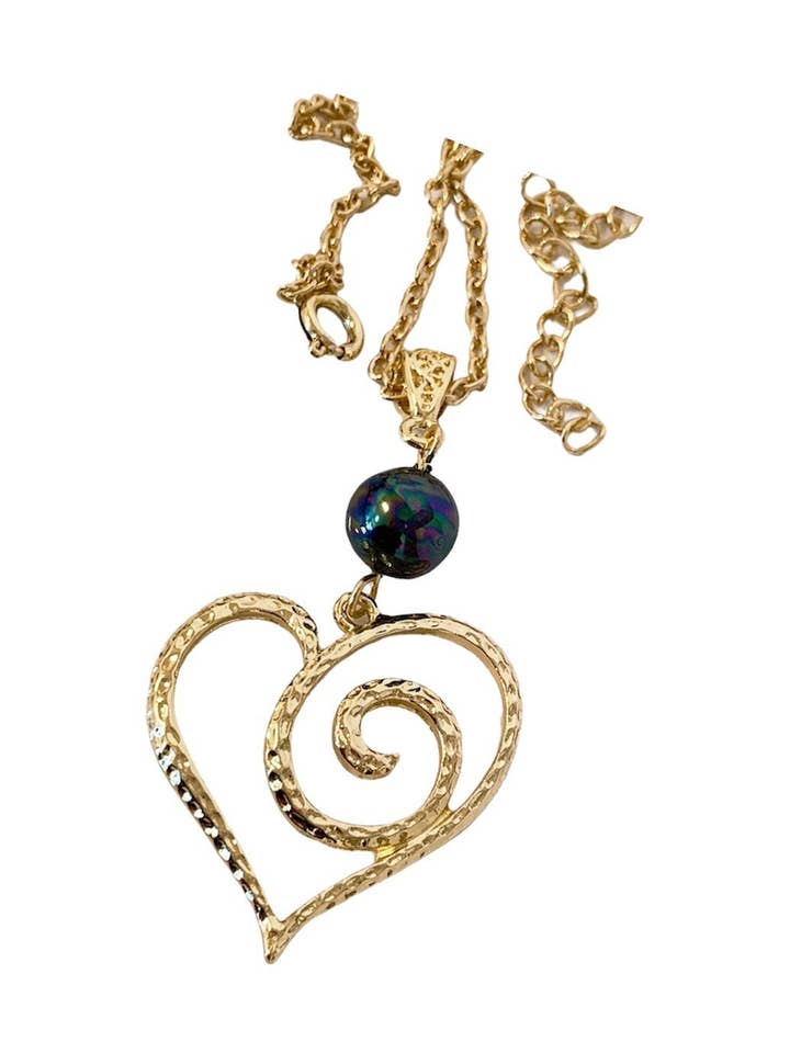 hav våg Piko hjärta: Hamilton guld halsband med skal pärlor för wholesale av Anela's Jewelry