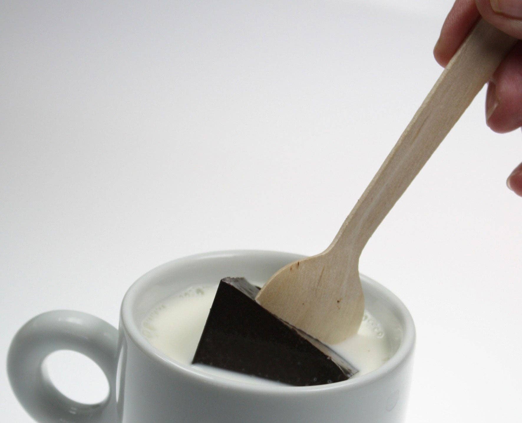 Hessen Schokolade - Wholesale Hot Cocoa Mix/Kit - Milk chocolate 38% cocoa – Drinking chocolate on a spoon1