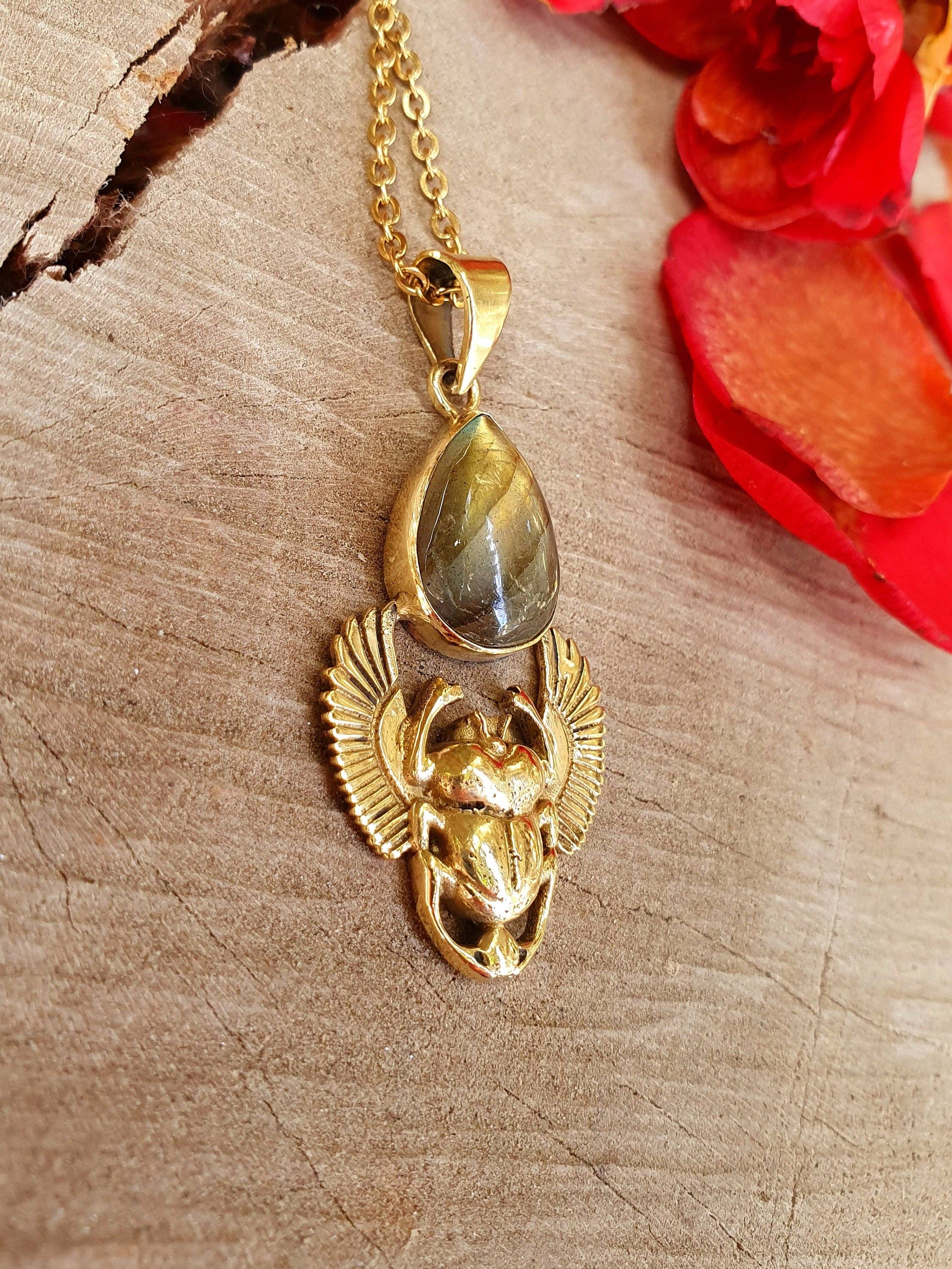 Kaali Boutique - Wholesale Pendant/Charm Necklace - Golden Scarab Labradorite Necklace / Talisman / Third Eye / Hypoallergenic / Brass / Boho / Inca / Ethnic / Illuminati7
