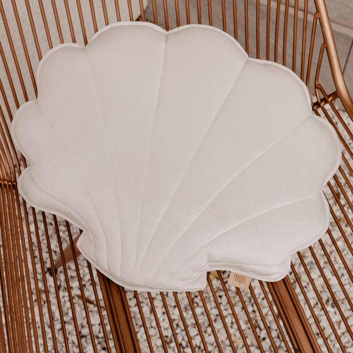 Moi Mili - Wholesale Throw/Decorative Pillow - “White Pearl” Velvet Shell Pillow6