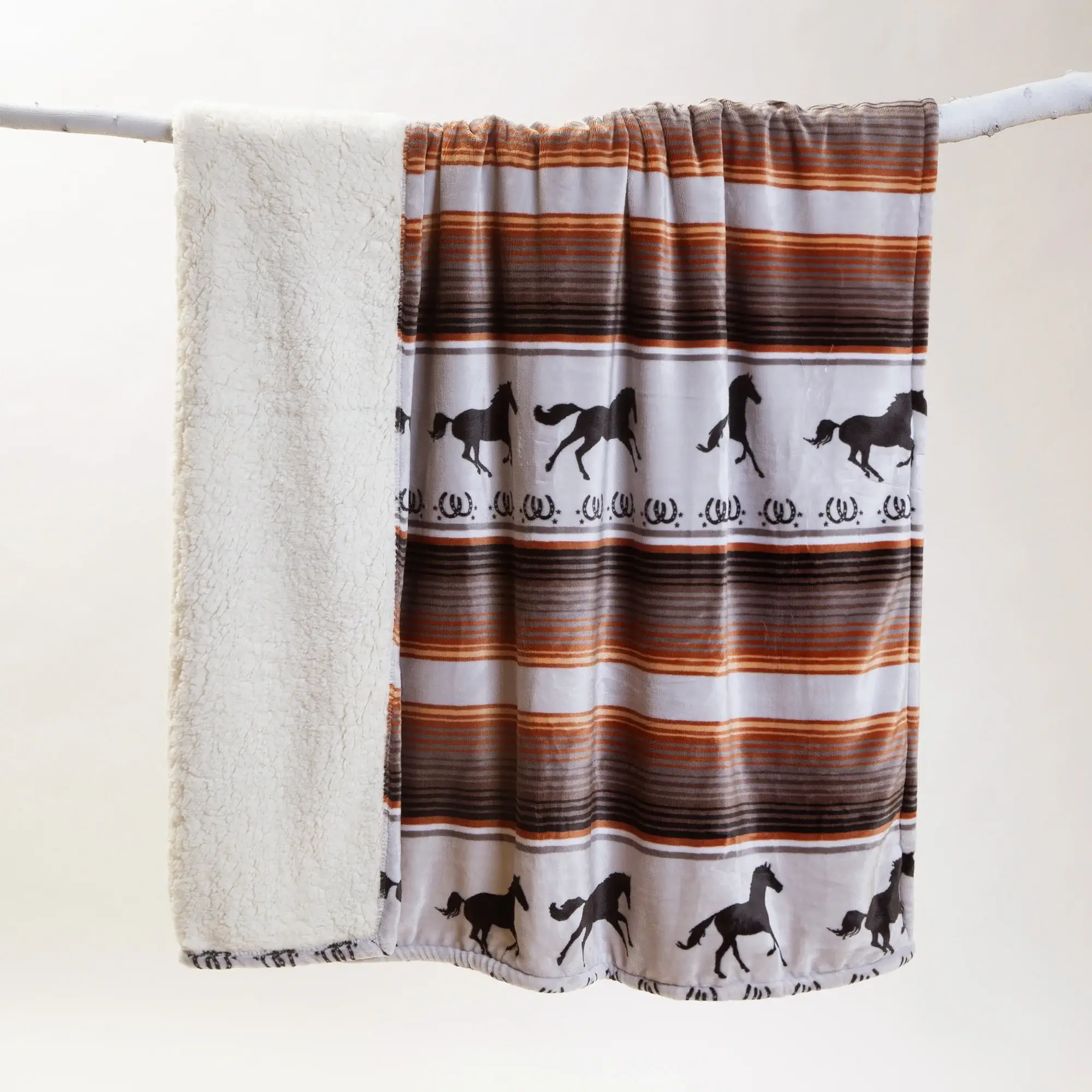 Linen Mart - Wholesale Throw blanket - Running on the Range Plush Sherpa Throw1