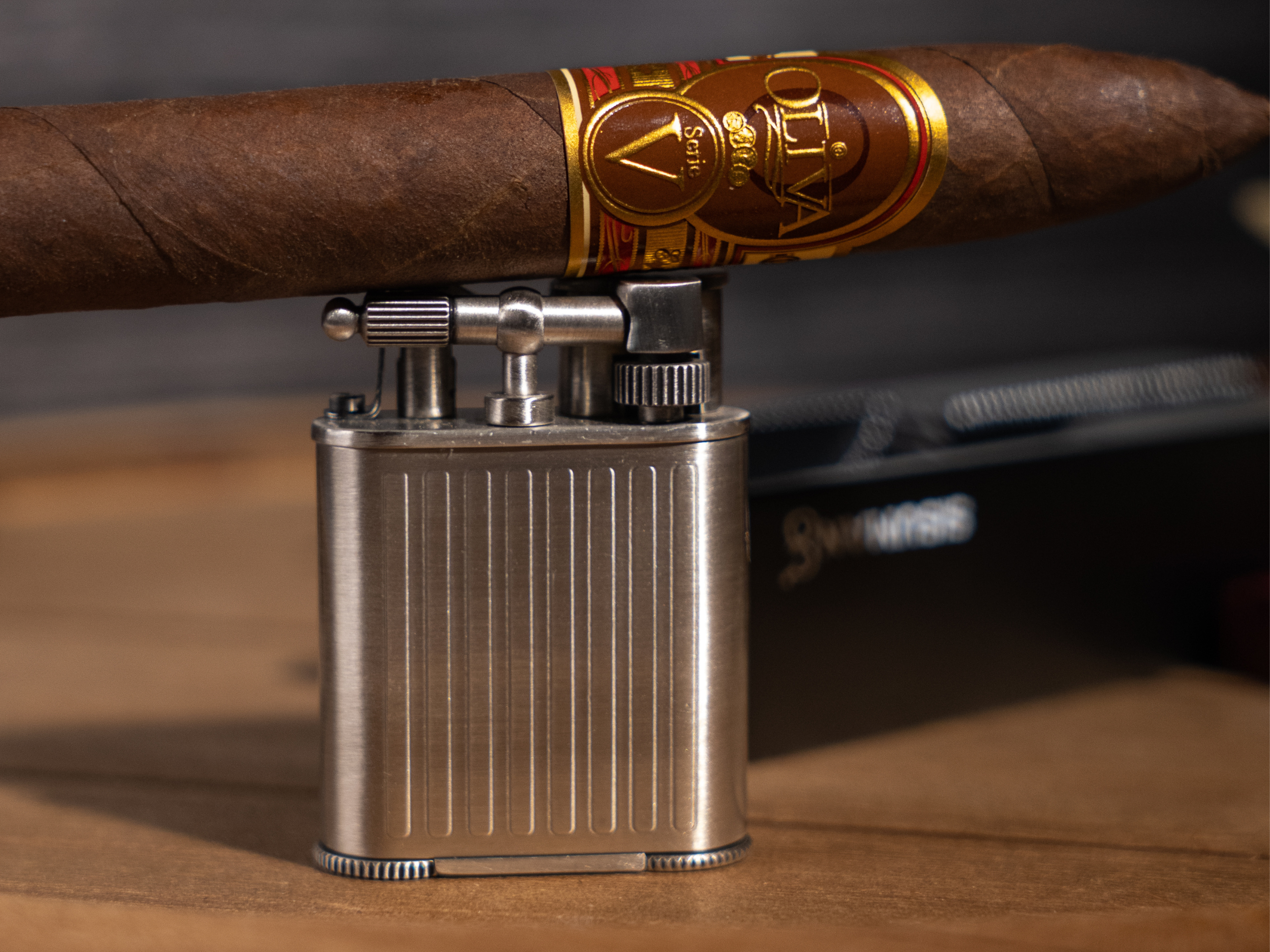 Sisuman – Isqueiro por atacado – Isqueiro de maçarico Sisuman para charutos com punção embutida3