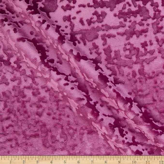 Rosafärgad abstrakt krossad sammet bordsduk – Anpassad storlek för bröllop & heminredning linne för wholesale av The Tablecloth Store