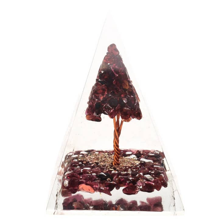 Garnet Orgonite Pyramid in Resin with Tree 4x4cm for wholesale by Vives de la Cortada S.L