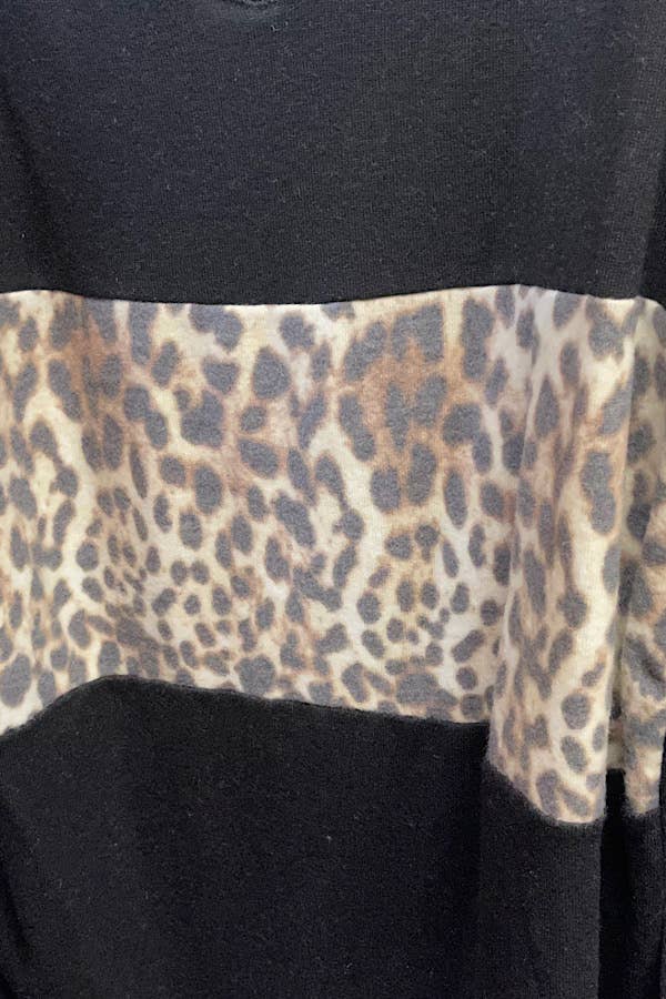 Curve Market - Vendita all'ingrosso Tunica - Donna - TOP A MANICHE LUNGHE CON MOTIVO CHEVRON LEOPARDATO TAGLIE FORTI0