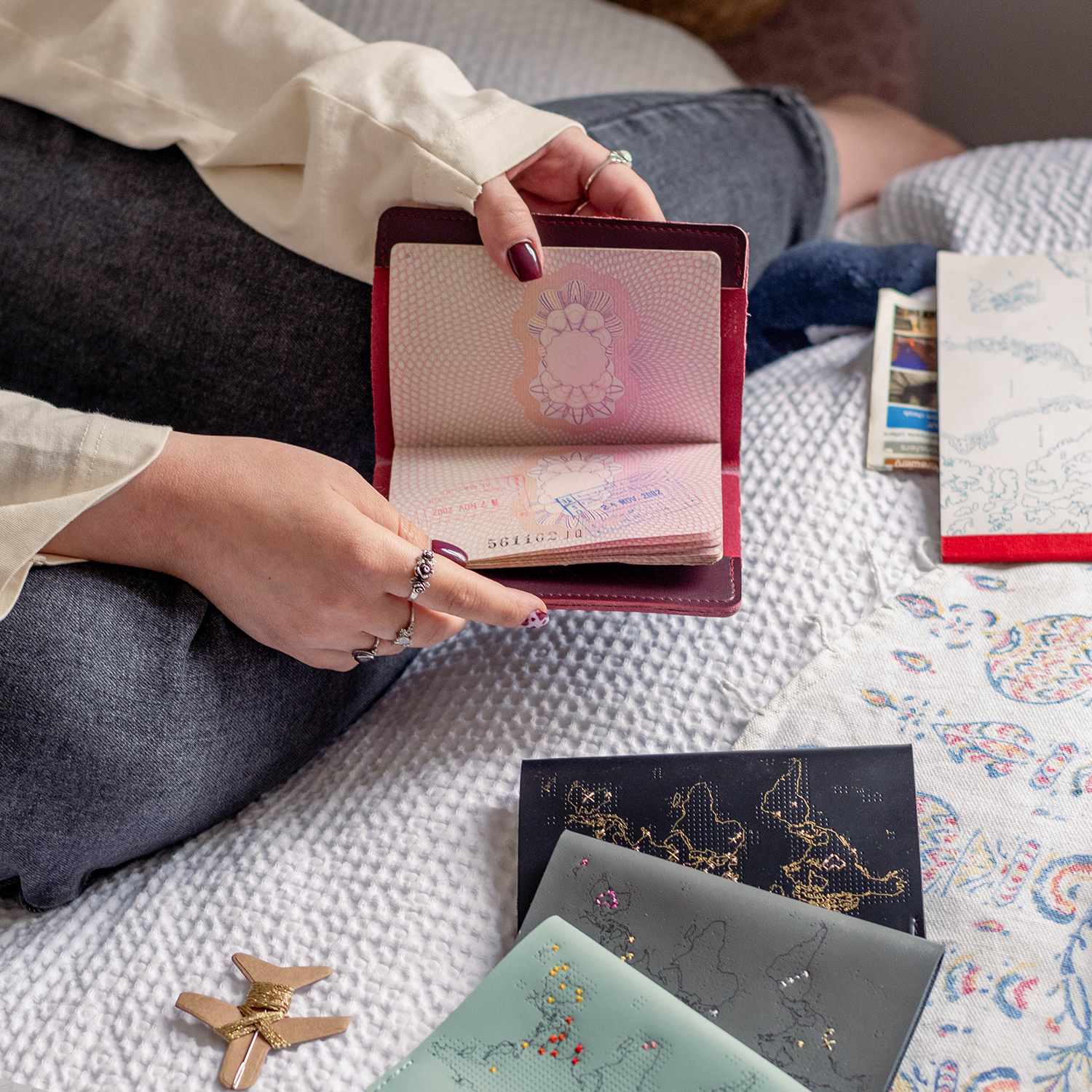 Chasing Threads - Wholesale Passport Case - Unisex - Stitch Where You've Been Passport Cover Kit - Grey Leather6