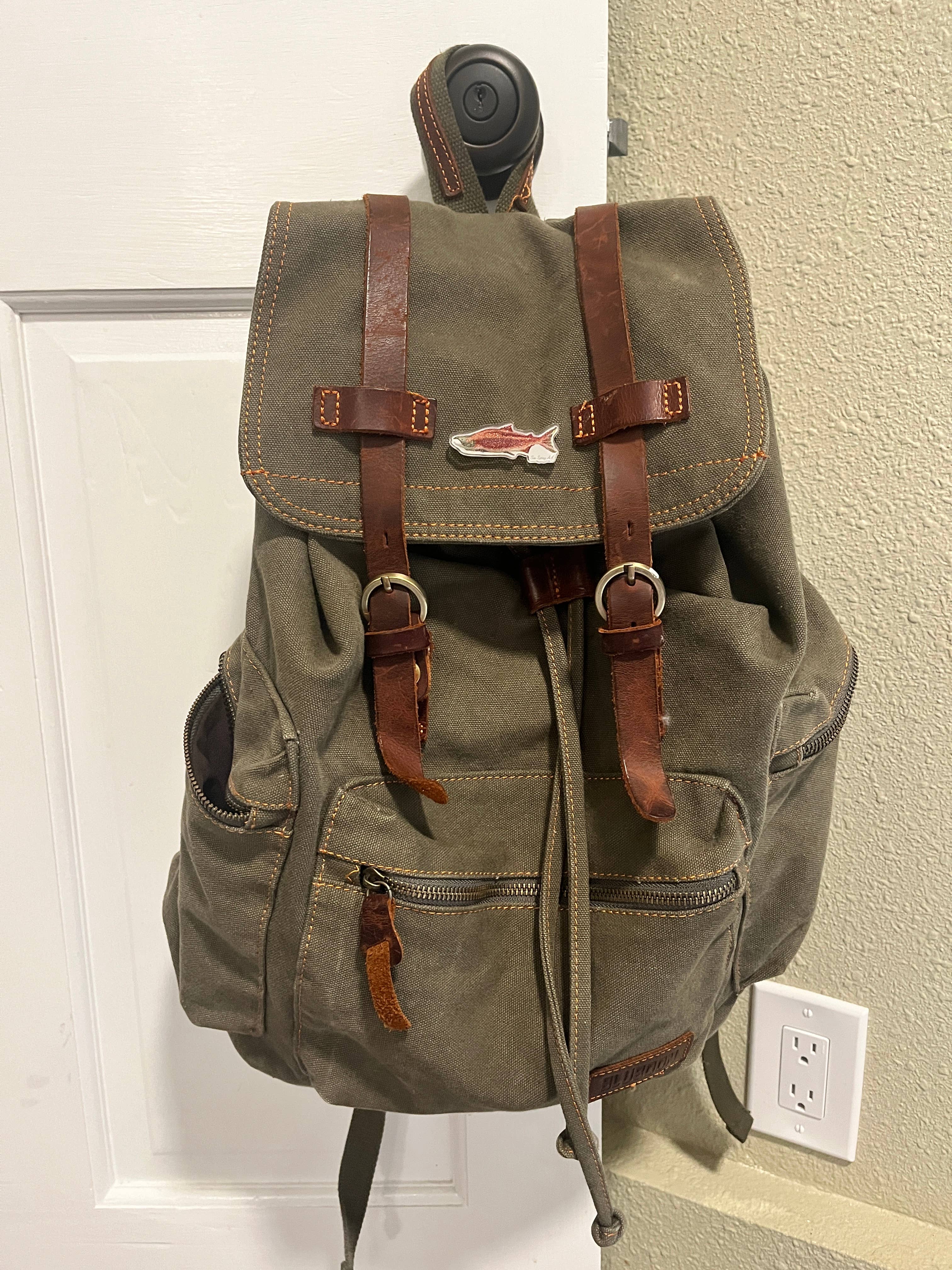 Sea Spray AK - Wholesale Lapel Pin/Button - Sockeye Salmon Pin Perfect For Hats, Bags, And Clothes3