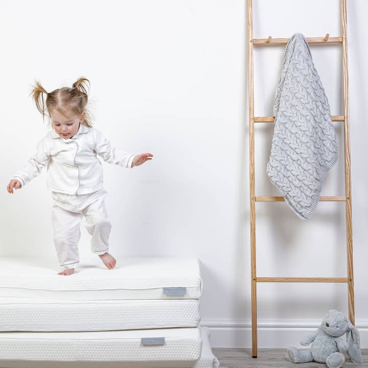 The Tiny Bed Company – wholesale Cot/crib sheets – Tiny Dreamer™ - Premium Foam Crib Mattress (To Fit SnuzPod 1 & 2) 80.5 x 36cm2