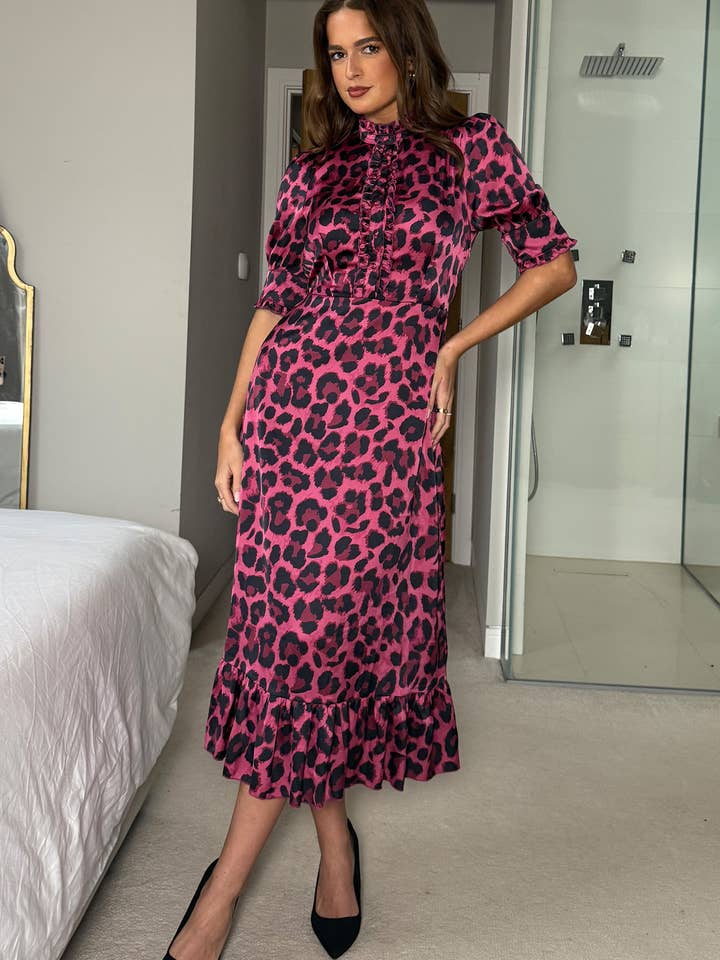 Vestido midi con volante en el dobladillo Kirsty Rosa Leopardo para venta al por mayor de Girl in mind