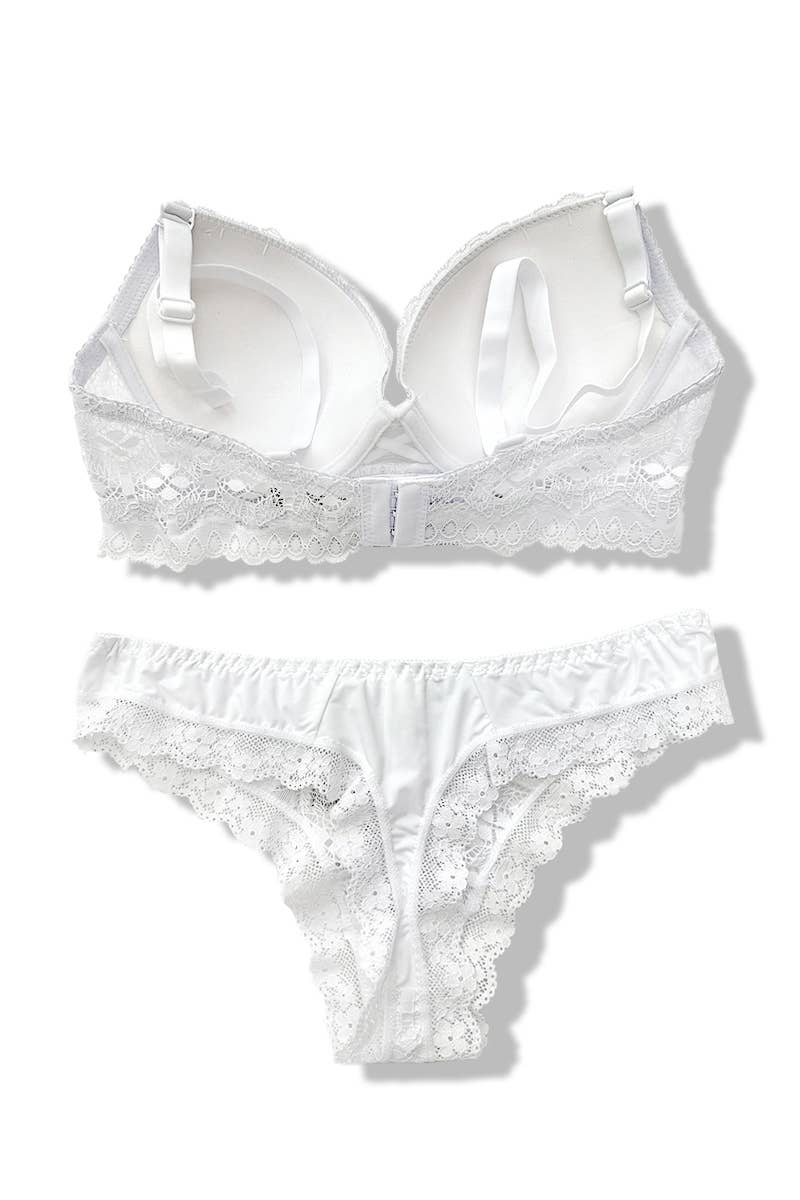 Belle Com'Elle - Vendita all'ingrosso Completino intimo - Donna - Set Reggiseno con Ferretto e Imbottitura + Perizoma in Pizzo C/AZ17026C5