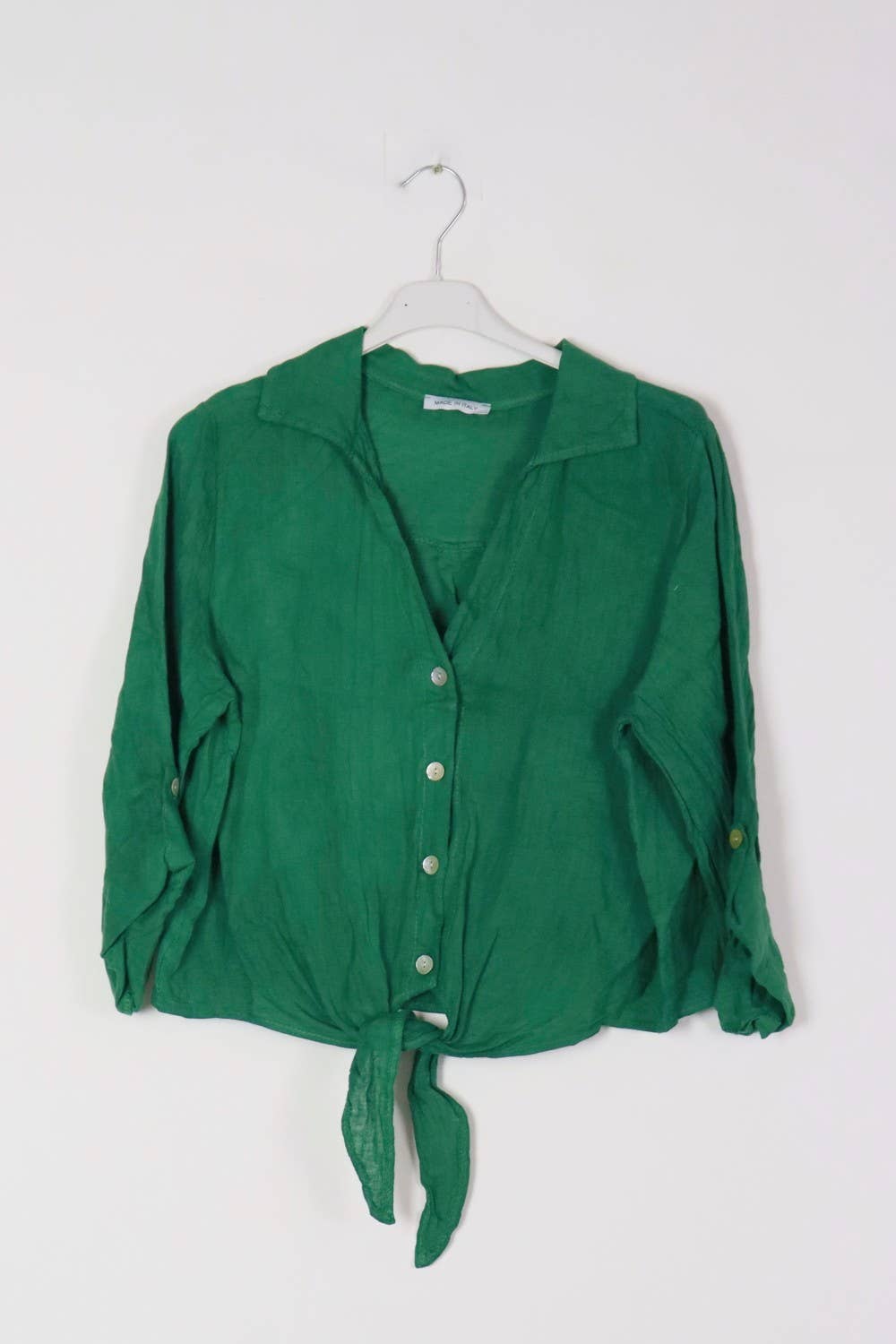 LÉA & LUC - Venta al por mayor Camisa con botones - Mujer - Camisas anudadas a la cintura en 100% lino REF. 220267