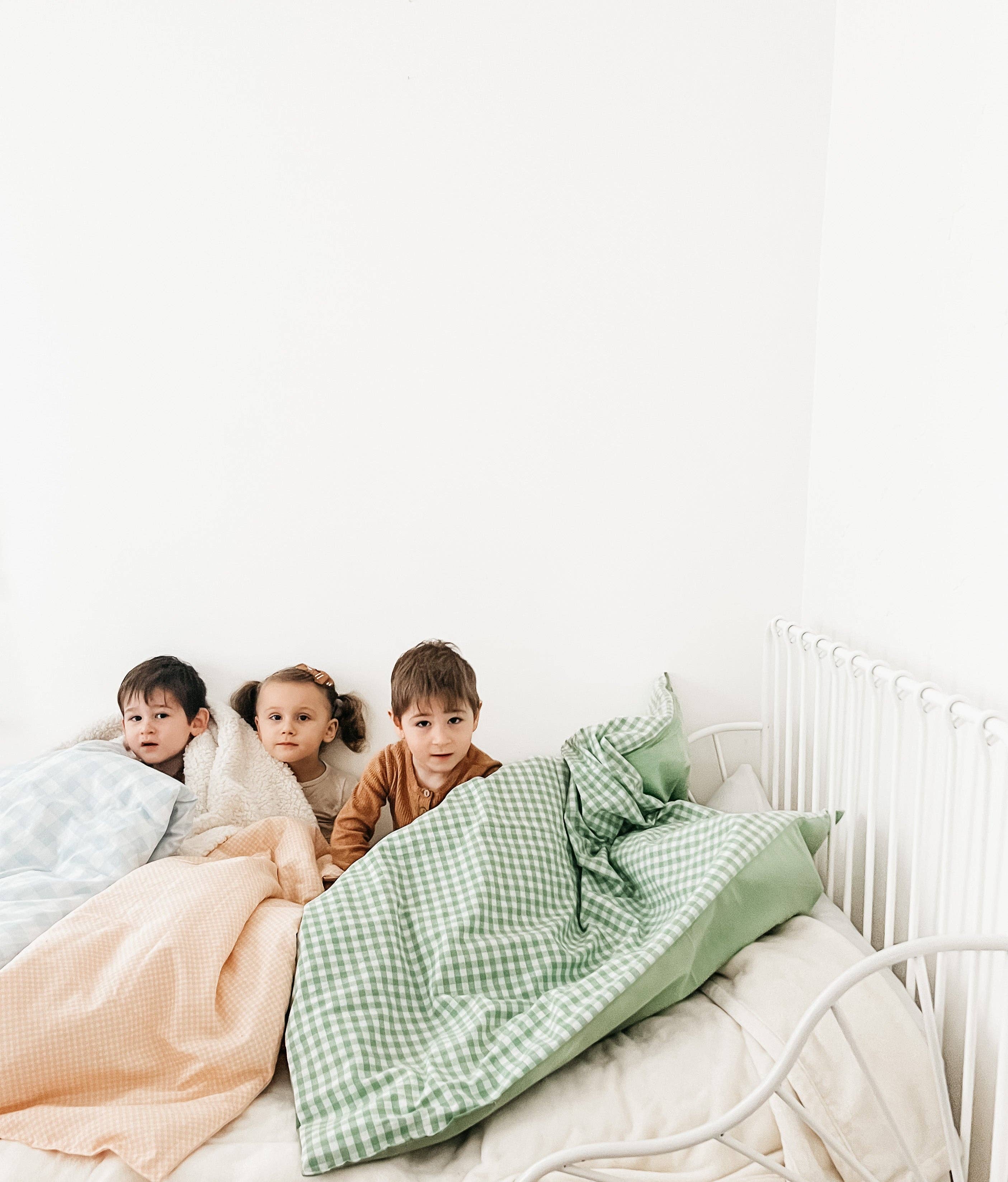 Little Mae and Co - Wholesale Quilt - Kids & Baby - Ivy Gingham Quilted Blanket1