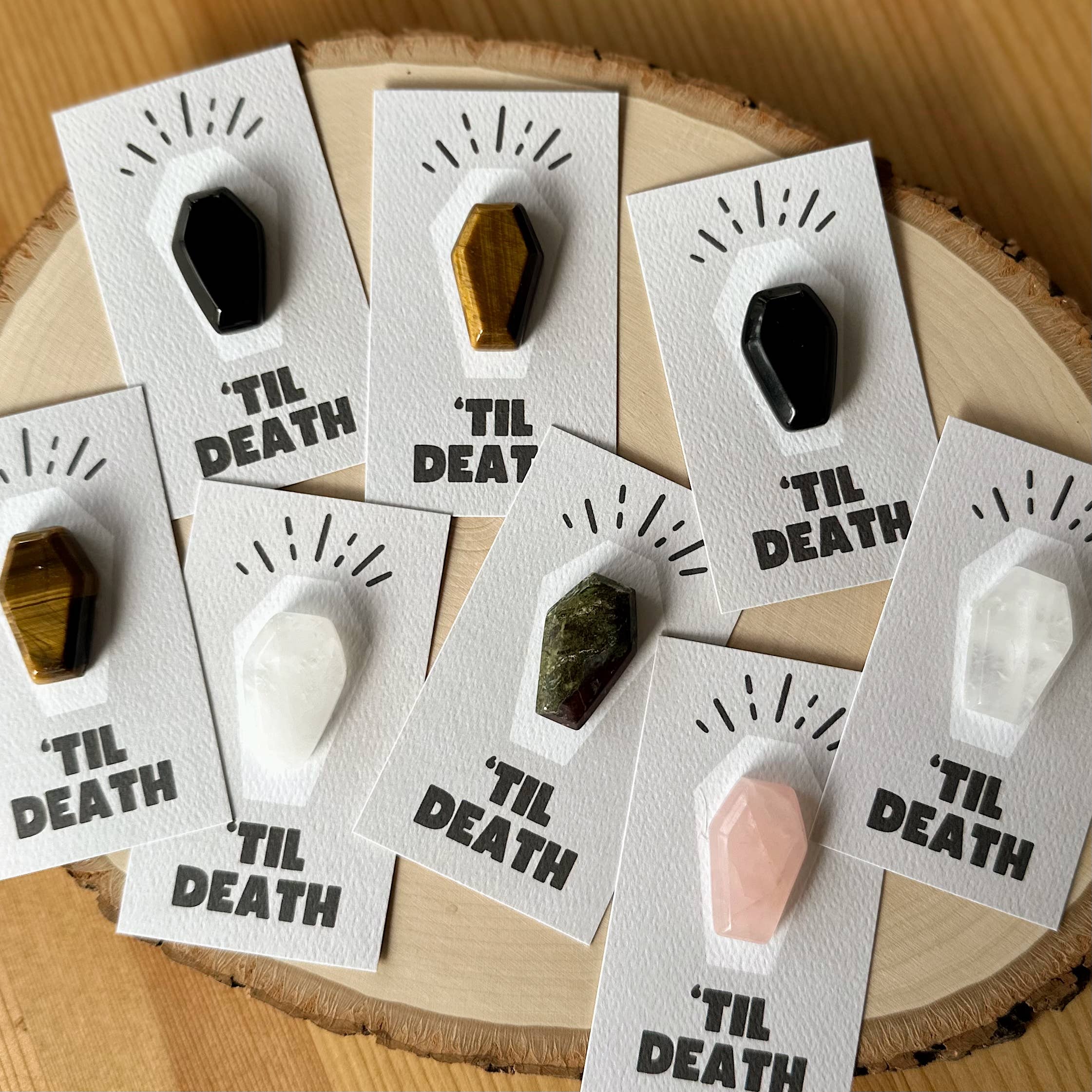 Pebble House – Engroshandel Spirituelle sten og krystaller – "Til Death" Kiste Mini Krystalkort - Krystaller & Sten1