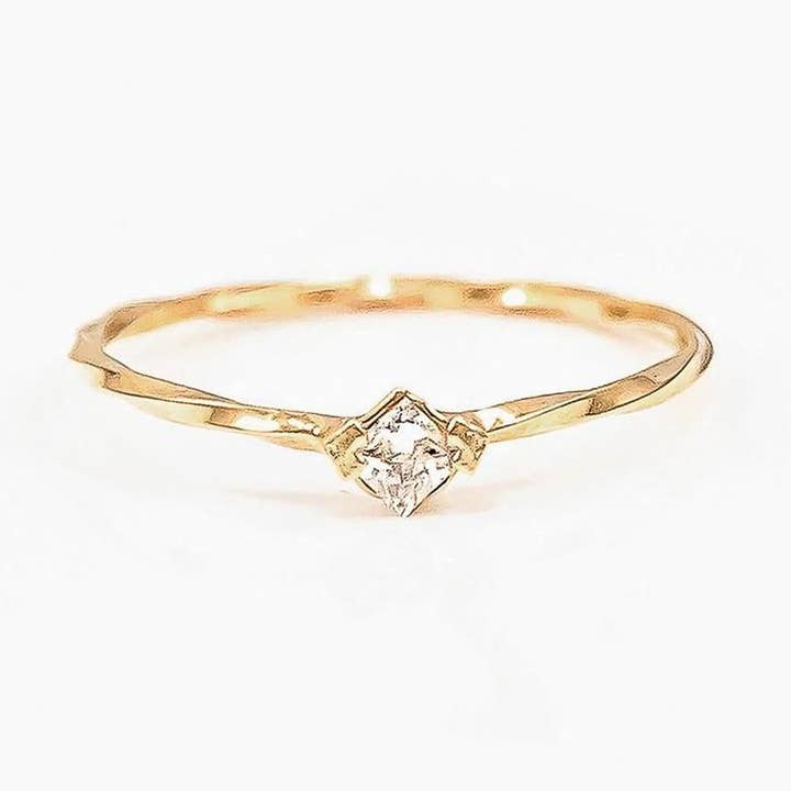 Tunn kristall solitärring (Mix 1) för wholesale av Bearfruit Jewelry