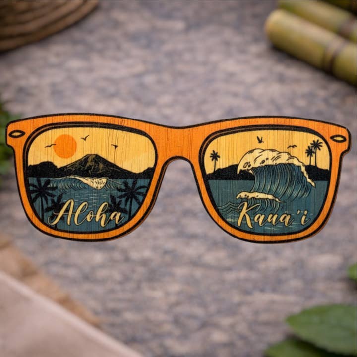 Sunglass Surf - KAUA'I pour la vente par Bamboo Wood Stickers