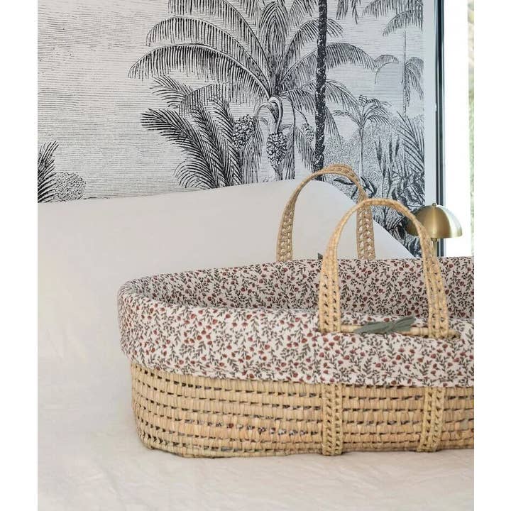 Manufacture des bébés français - Wholesale Bassinet - Baby - Madeleine bassinet cover green floral1