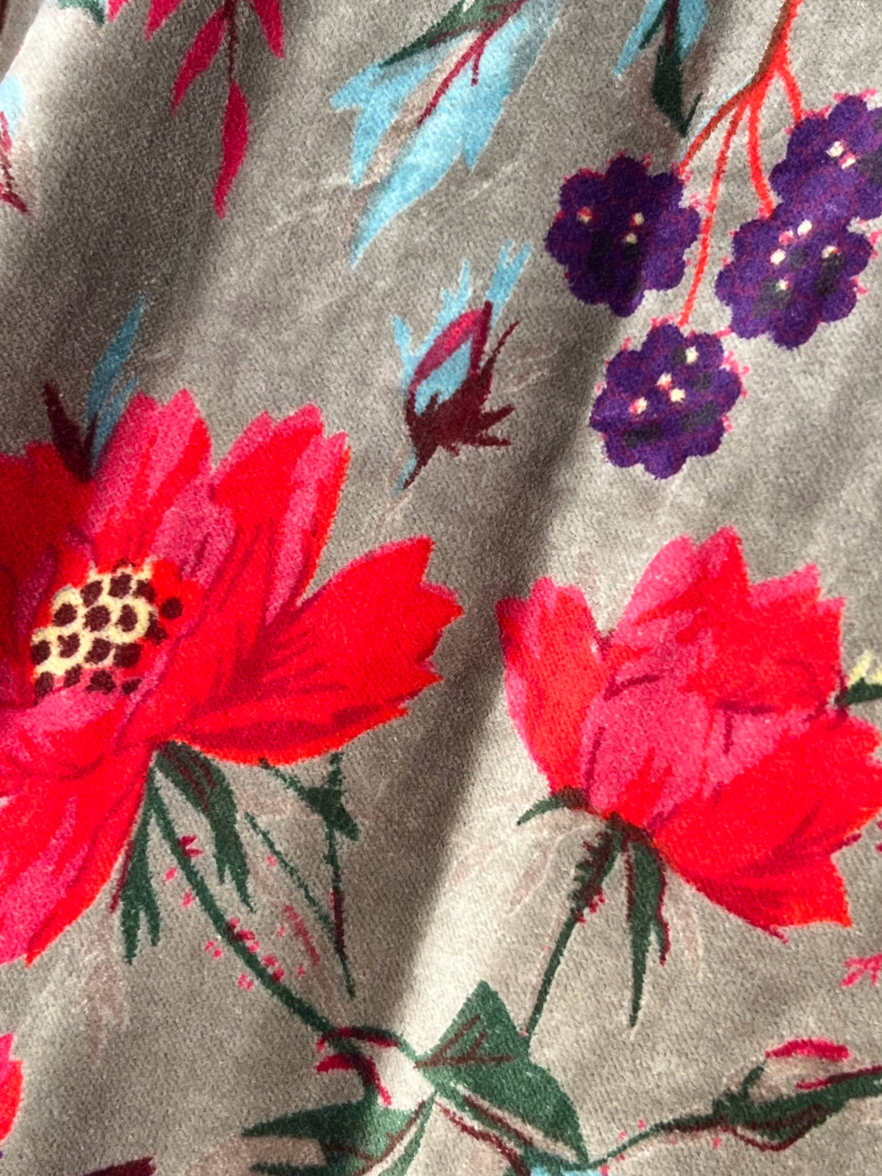 Kinomy – wholesale Rock - Dam – Mönstrad kappa i trehårig sammet med kimonomodell22