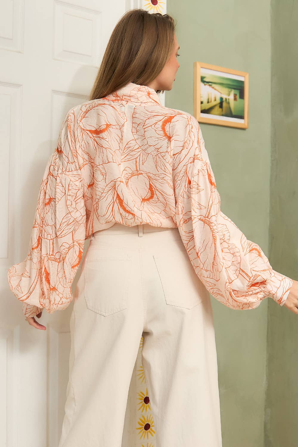 Her Bottari – Großhandel Bluse – Damen – BT6097_Bluse mit Blumenmuster, Ballonärmeln und Schleifenkragen11