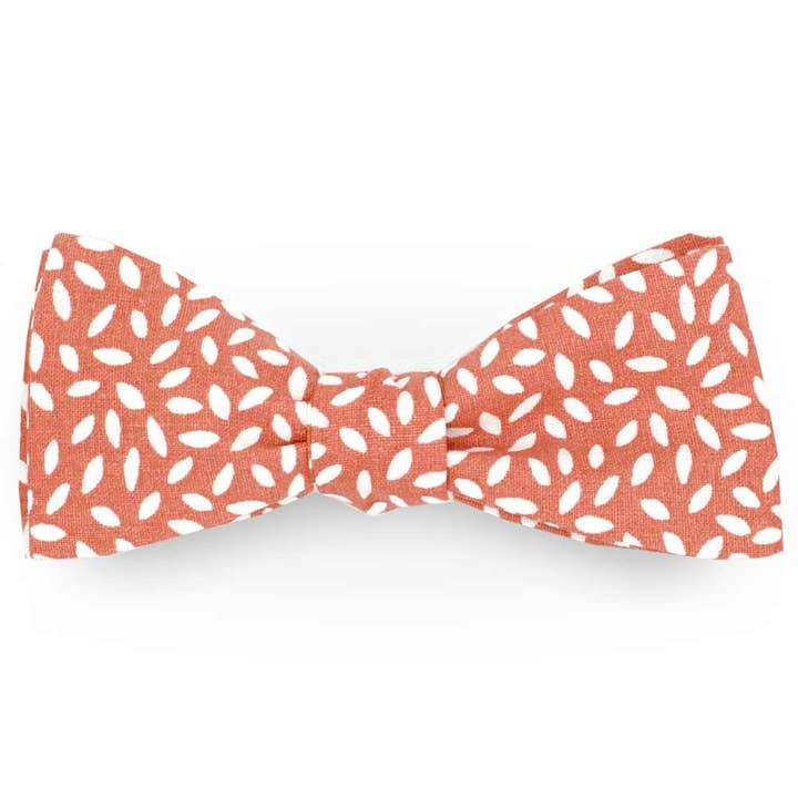 Crispy crimson pink bow tie for wholesale by Le Coq en Pap'