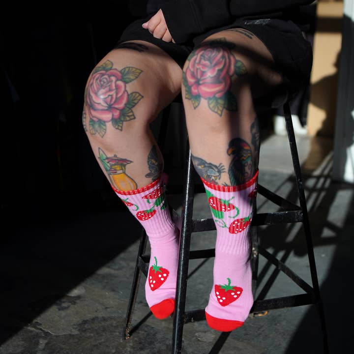 Stuntin Goods - Wholesale Socks - Unisex - Strawberry Socks11