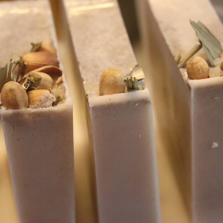 Natural Handmade Organic Soap Bar Eucalyptus for wholesale by Scented Earth